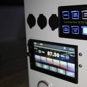 Stereo AM/FM Bluetooth with Speakers